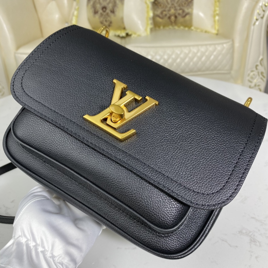 Louis Vuitton LOCKME CHAIN BAG Grained Leather Shoudler Bag M57073 Black